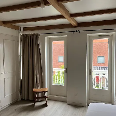 Vakantiehuis Characteristic Dutch In Historic Center Gouda